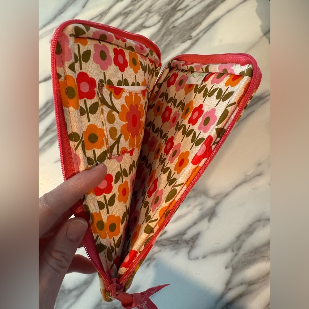 NWOT ✨ Vera Bradley Tablet/E-Reader Sleeve - Picture 3 of 7
